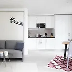 Modern Smart Studios With Prime City Center Location - Al9