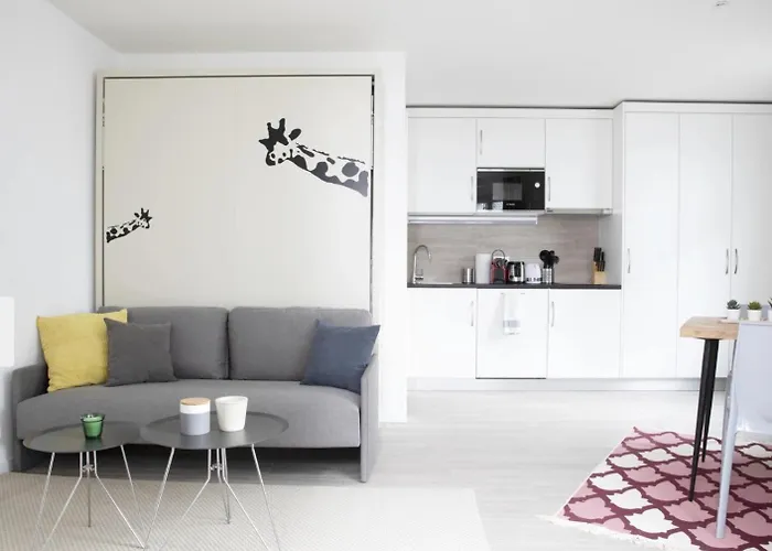 Modern Smart Studios With Prime City Center Location - Al9