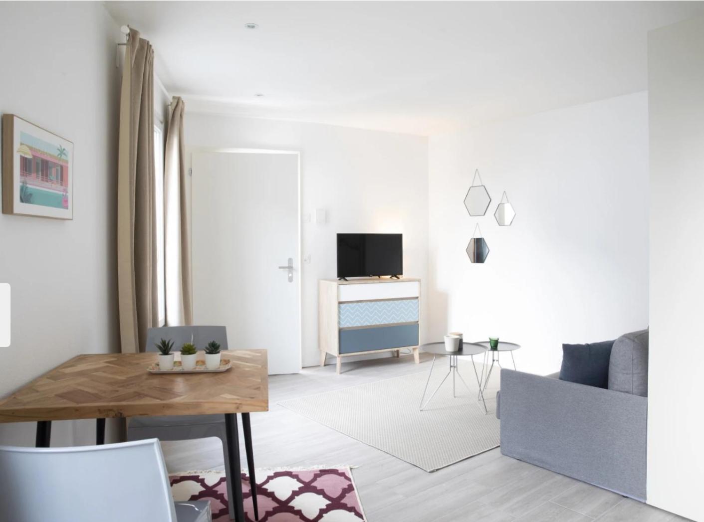 Modern Smart With Prime Center Location - Al9 Apartamento *